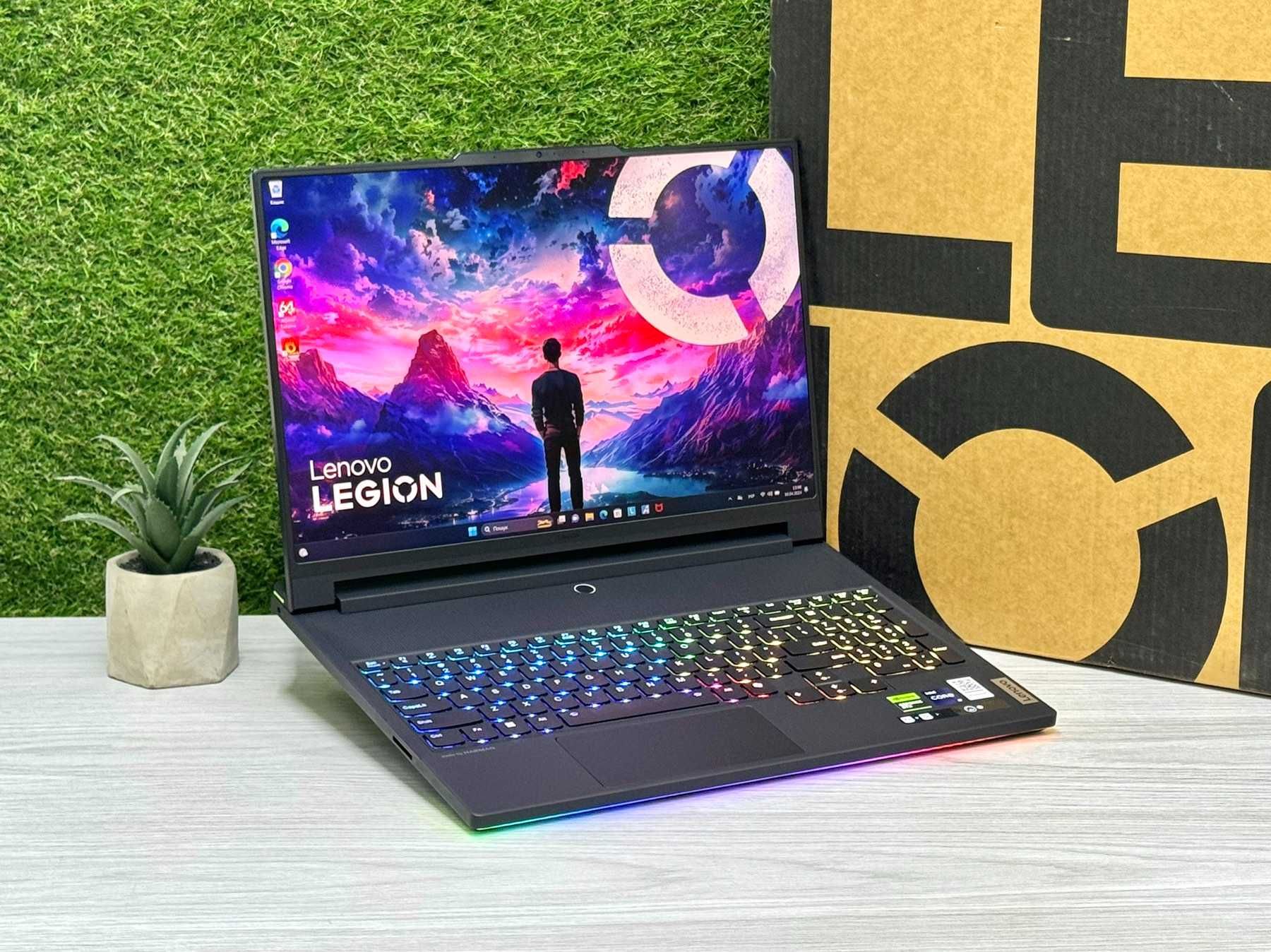 ЕКСКЛЮЗИВ! Lenovo Legion 9 Carbon ( i9-14900Hx / 64Gb DDR5 / RTX 4080)