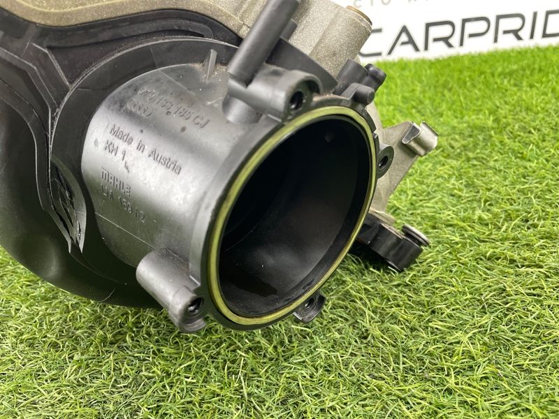 Коллектор впускной AUDI A8 D4 4,2 2011