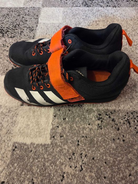 Buty adidas powerlift 4