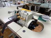 Overlock Yamato AZ-8500 (JUKI SIRUBA) 5 nitkowy Servo 230V
