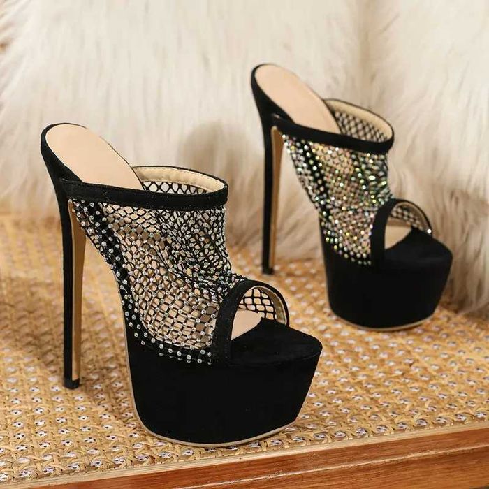 Eleganckie efektowne klapki na obcasie szpilki platforma 39