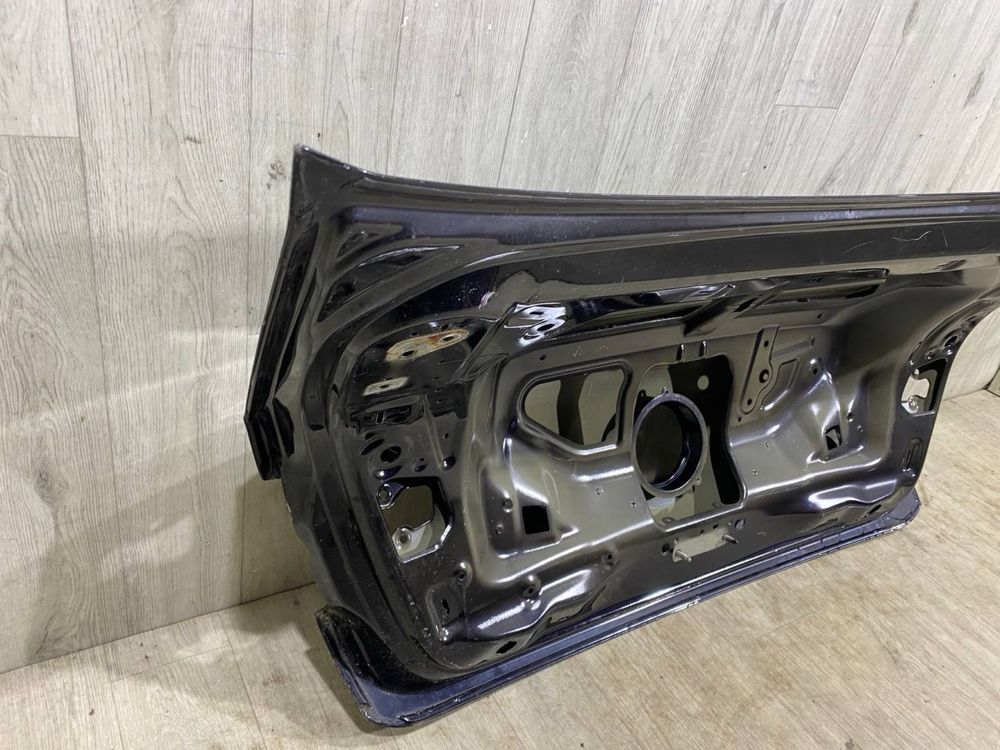 Крышка Багажника Ляда VW Passat B8 Європа / 2014 2015 2016 2017 2018 г