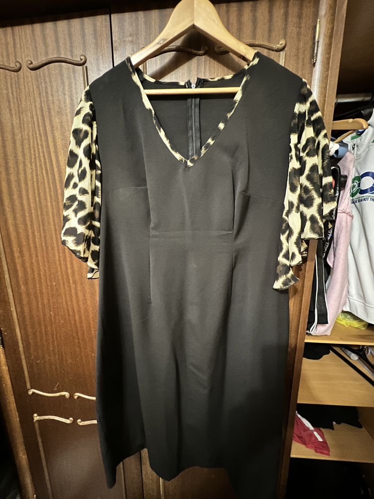 Платье с шифоновыми валанами р52-54