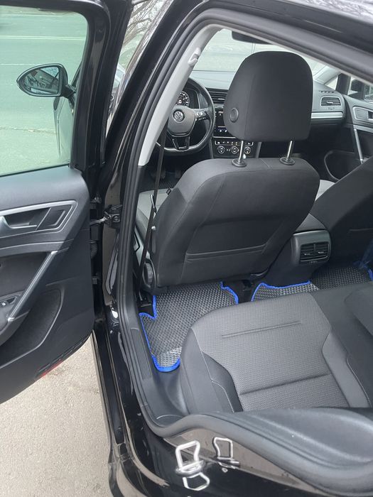 Volkswagen e-Golf  36 кв