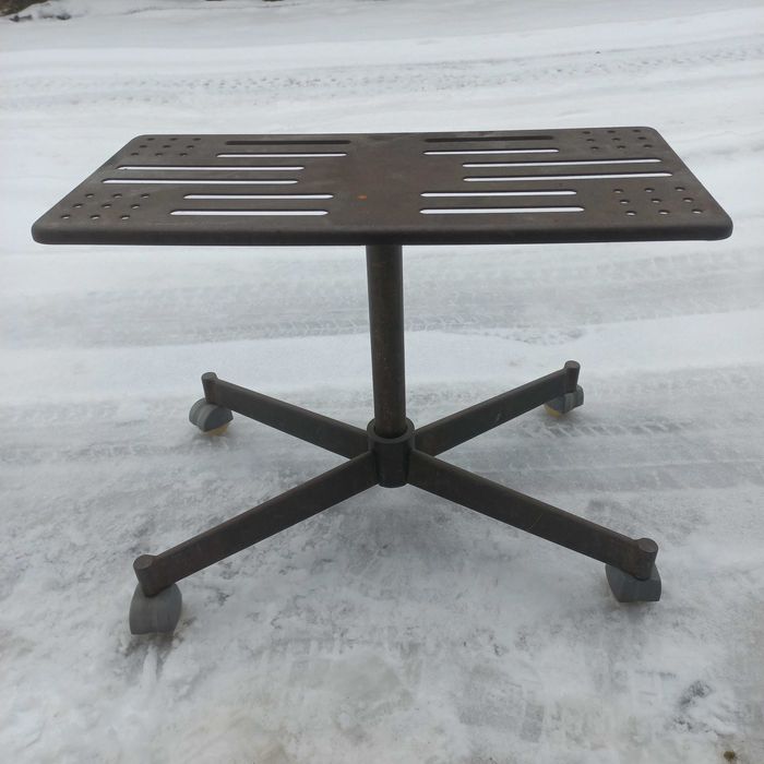 Підставка для телевізора