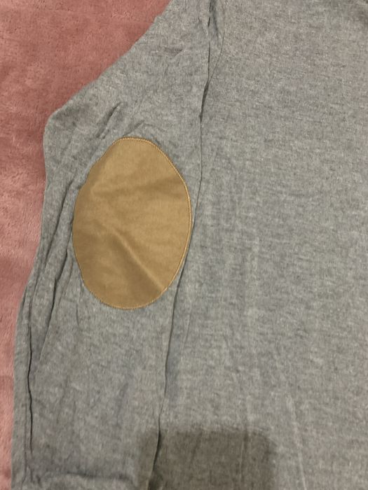 Camisola mulher básica cinza “Lefties” tamanho M com cotoveleiras