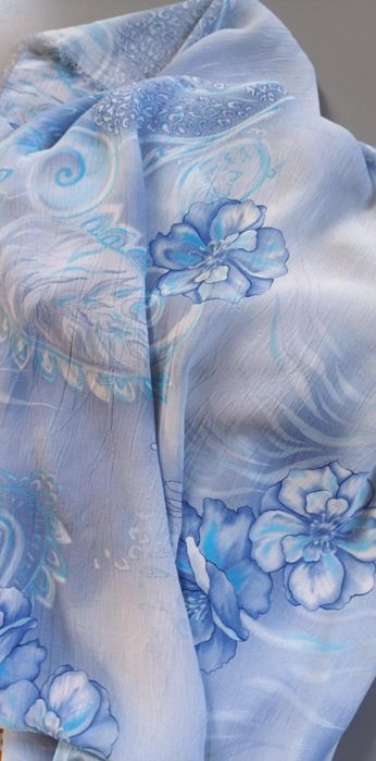 Tkanina wzór kwiaty wym szer 120 cm dług 122 cm