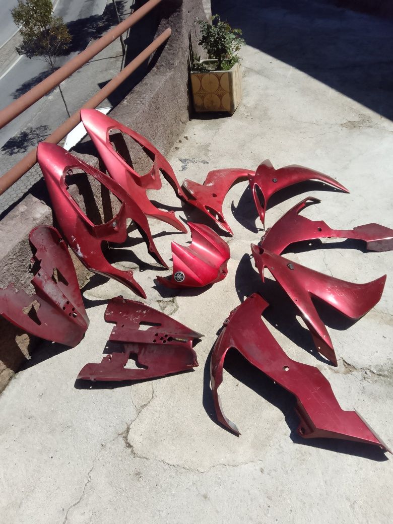 Vendo material de R1