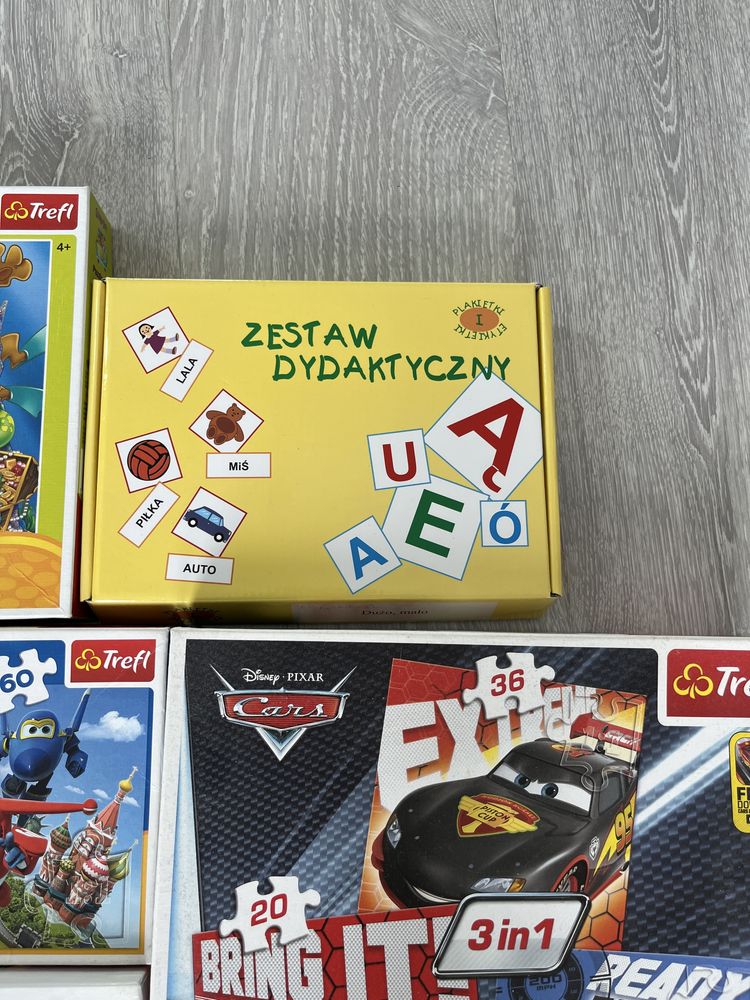 Zestaw puzzli i pomocy dydaktycznych gier