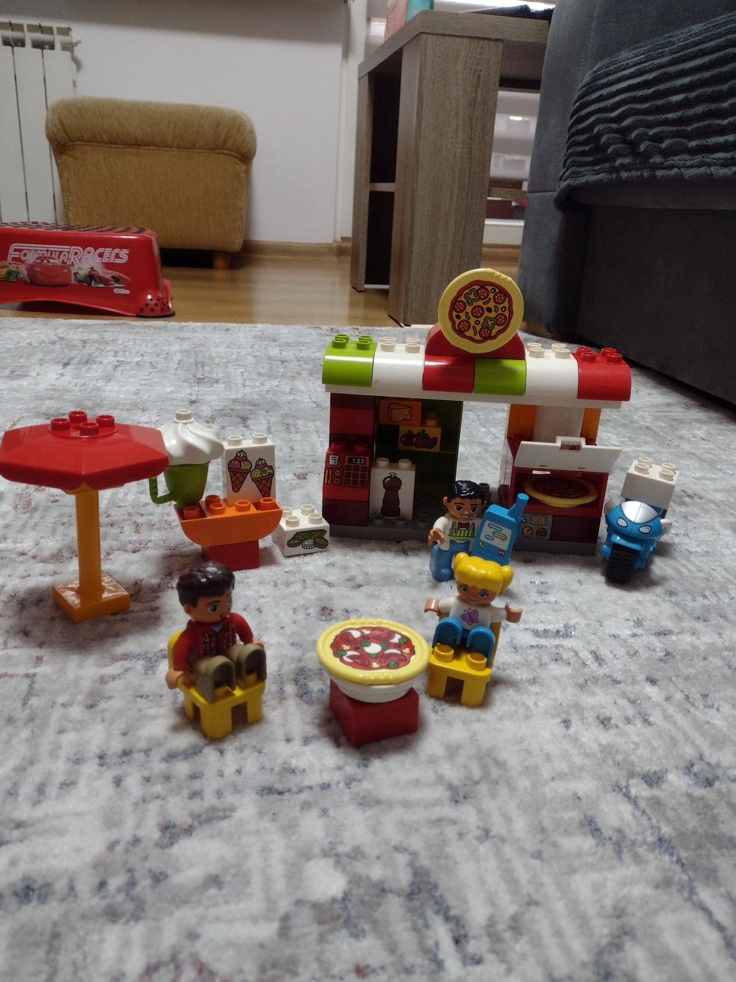 LEGO Duplo pizzeria