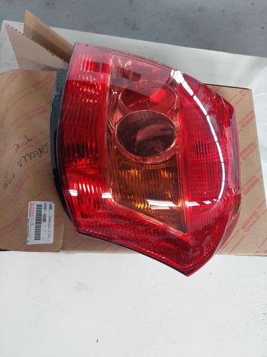 farolim traz esq Toyota Corolla E120