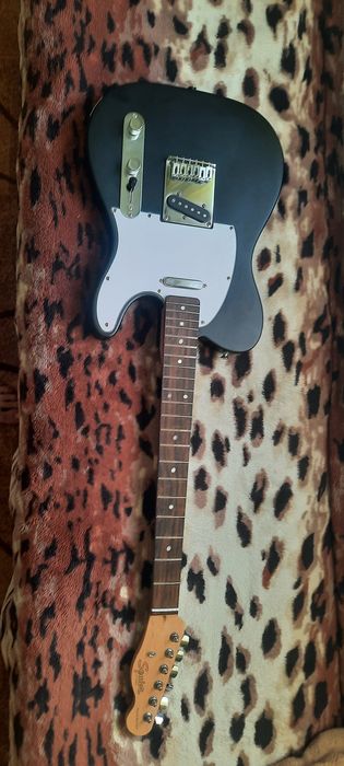 Fender Squier Stratocaster, на гаранти, торг