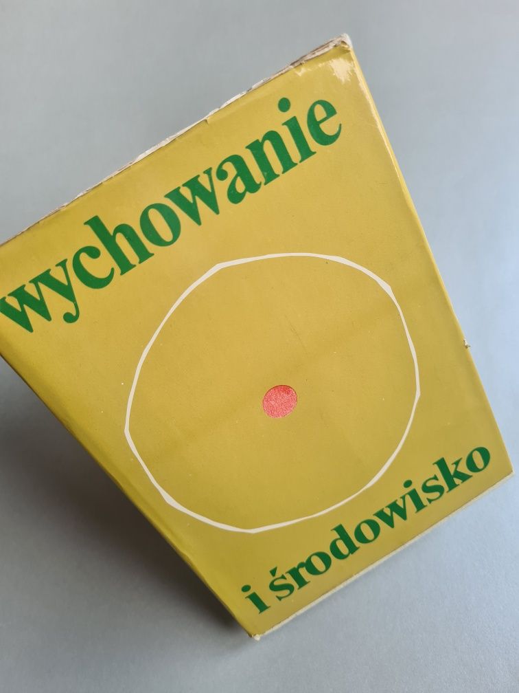 Wychowanie i środowisko - Książka