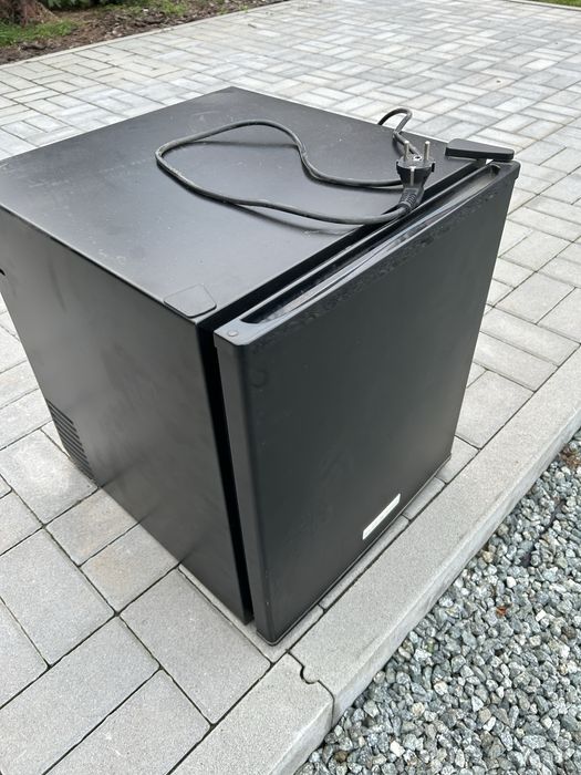 Lodowka hotelowa Klar Stein