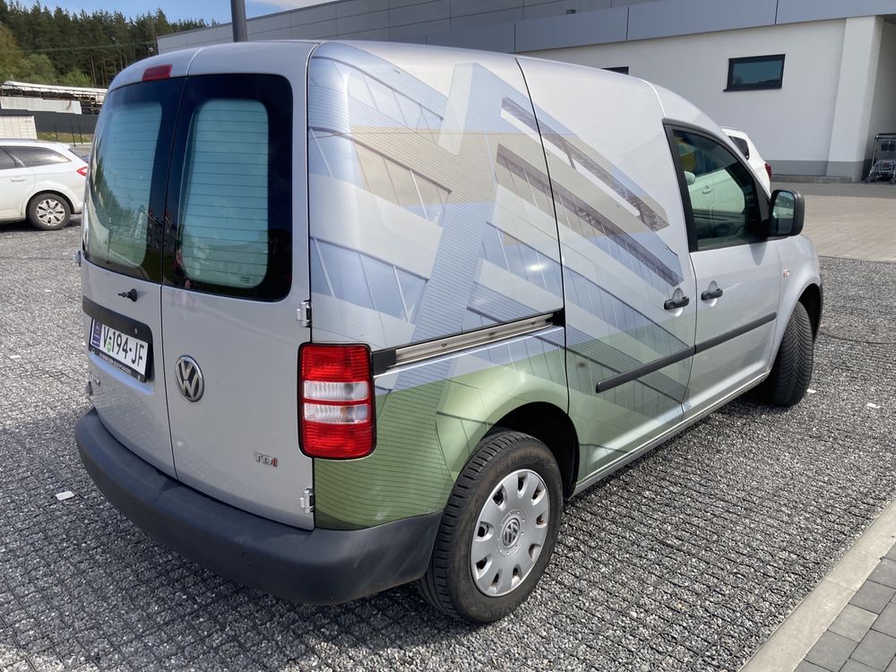 Vw caddy 1,6 tdi klima