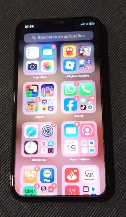 iPhone X 256GB em bom estado