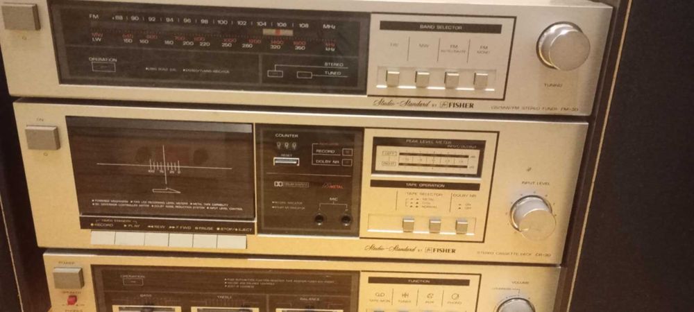 Wieża stereo Fisher kolumny Sanyo