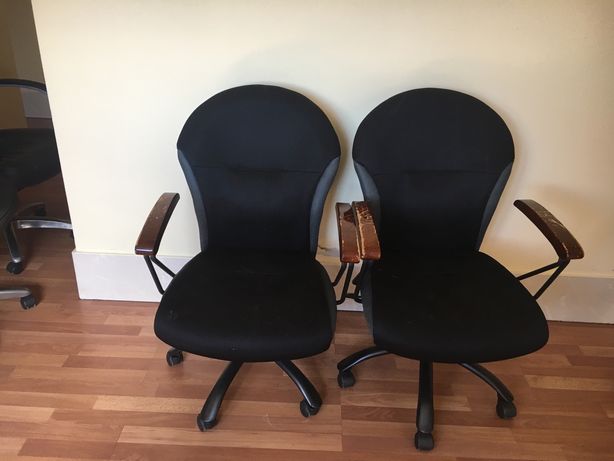 2 cadeiras de escritorio