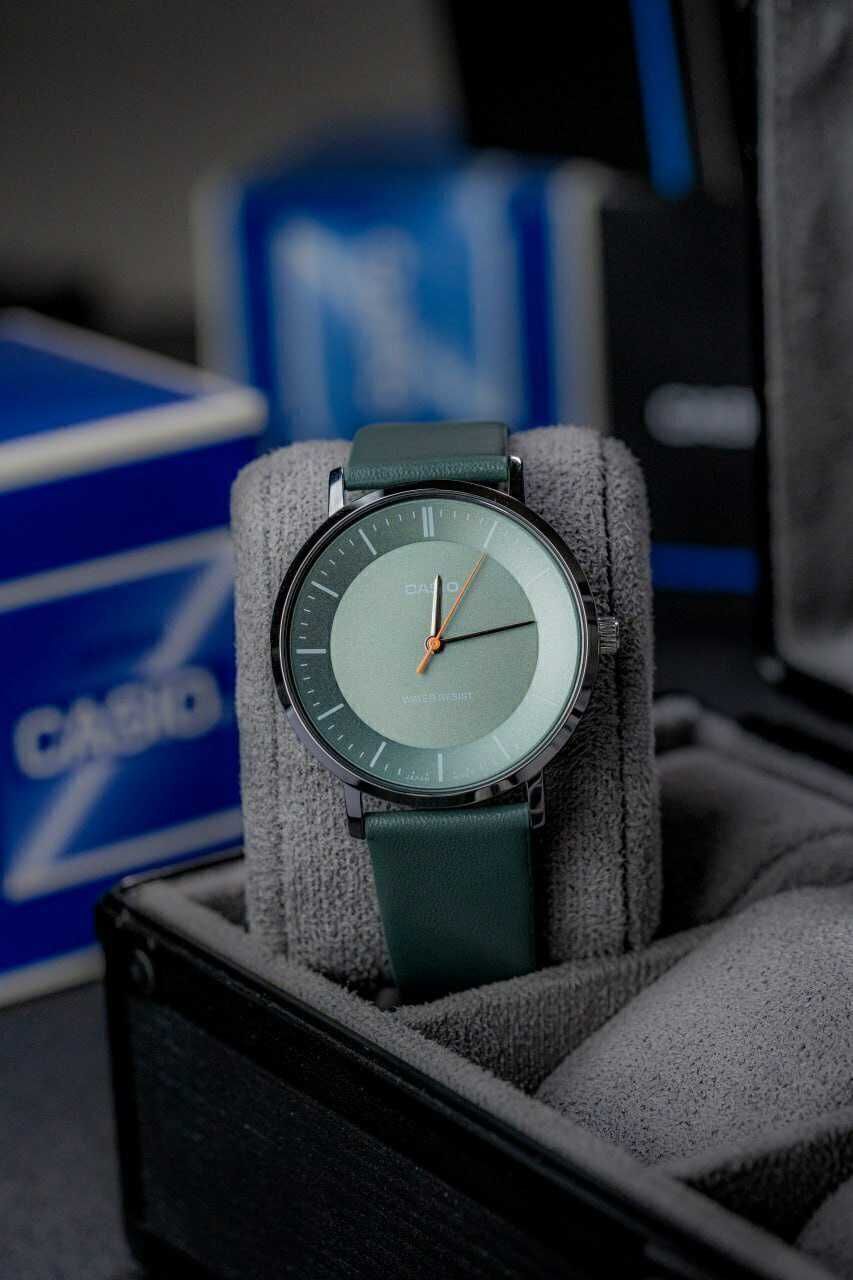 Zegarek męski CASIO MTP-VT04L-8E