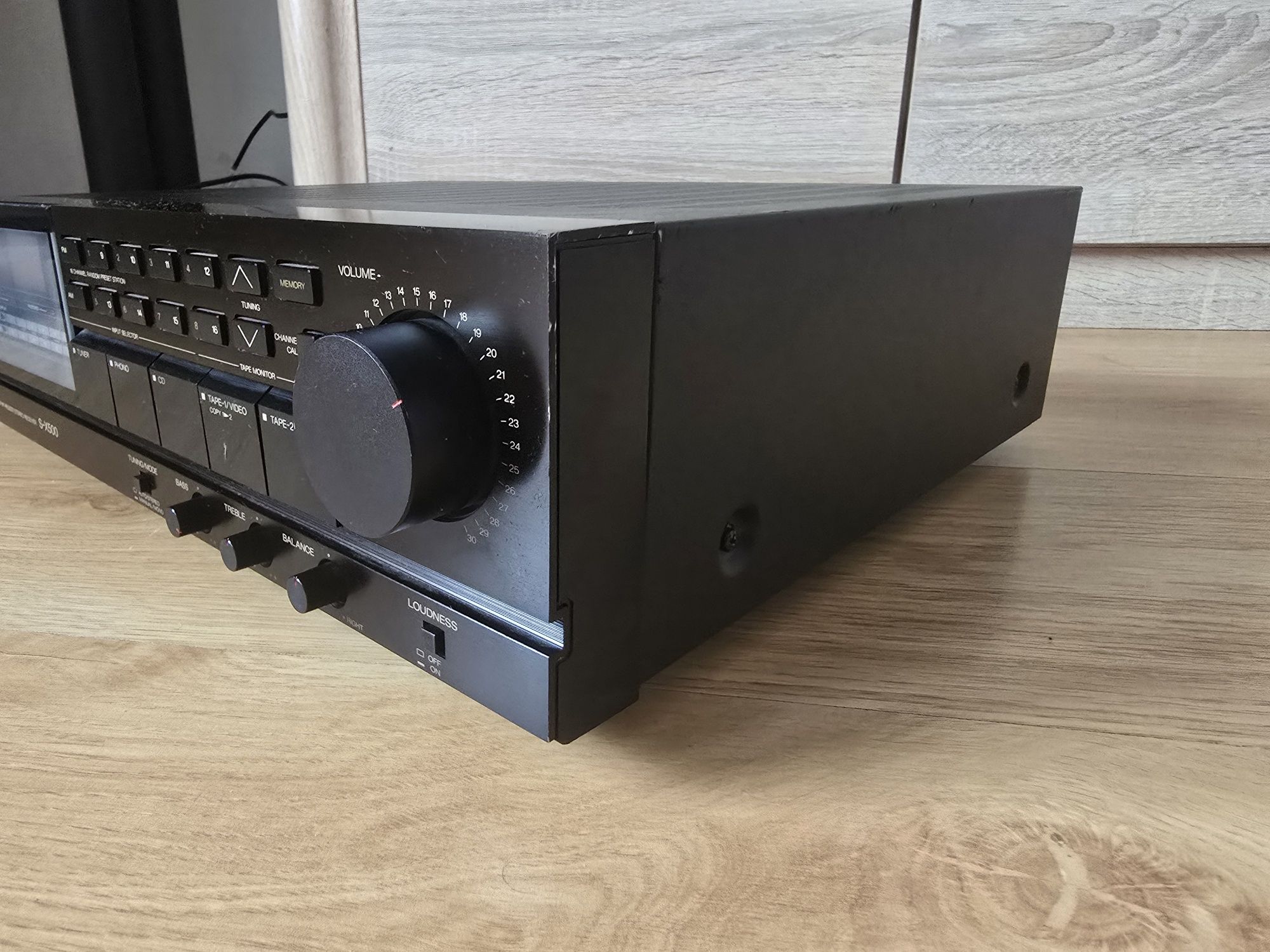 Amplituner stereo Sansui S-X500
