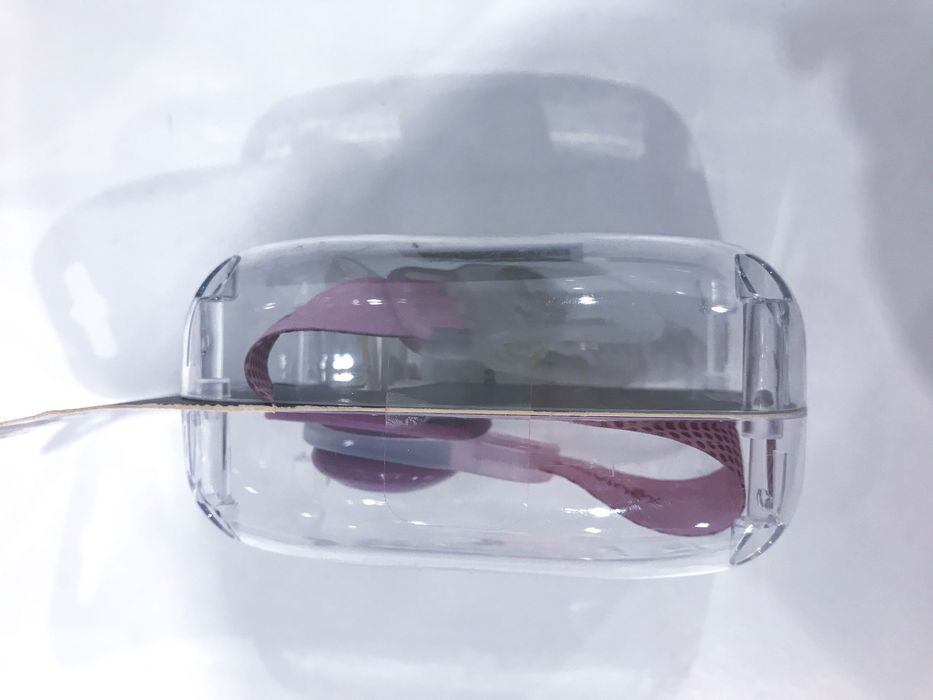 Chupeta Suavinex + prendedor +6M (nova)