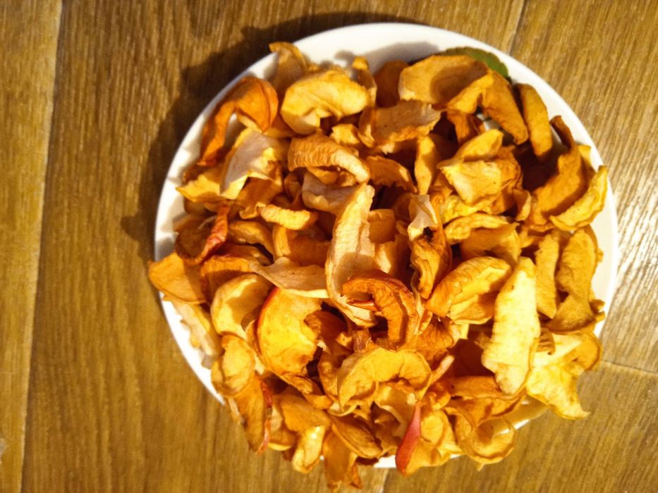 Часник сушений , сушені  яблука, томати , глод  домашніх урожай 2025р