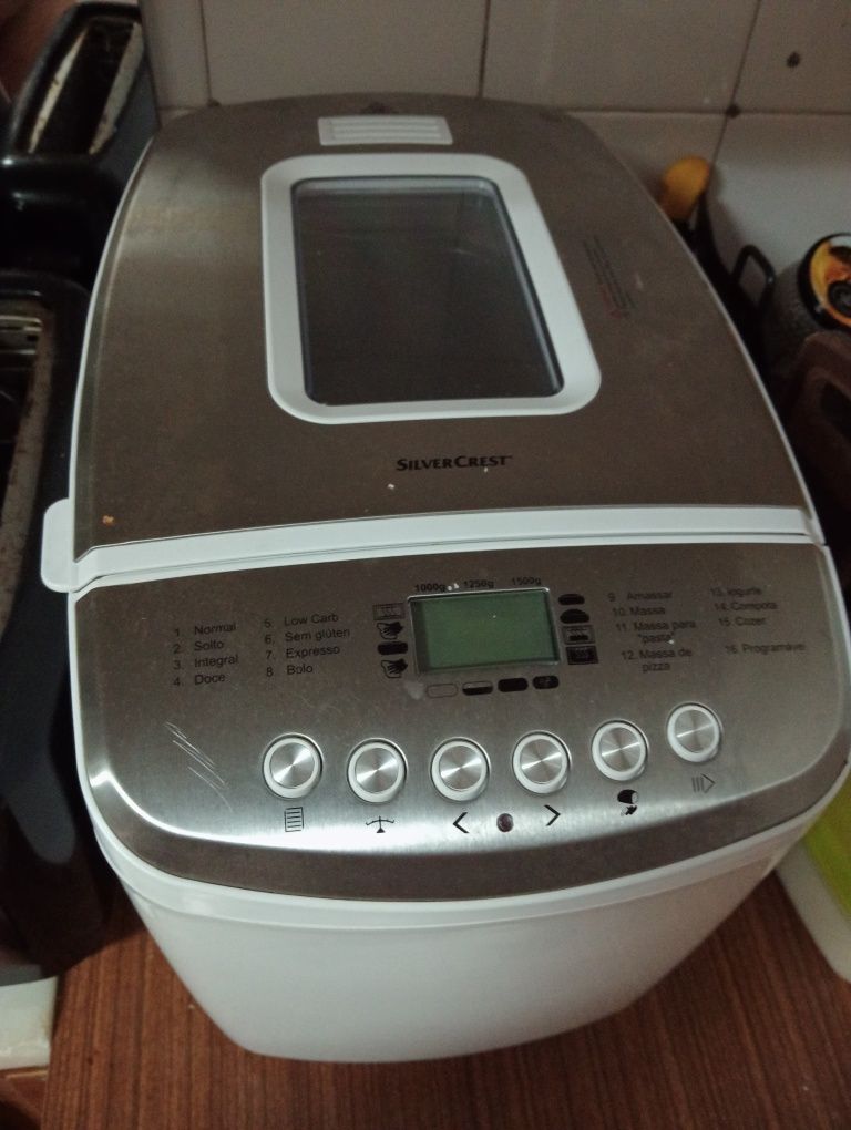 Máquina de fazer pão/massas/bolos