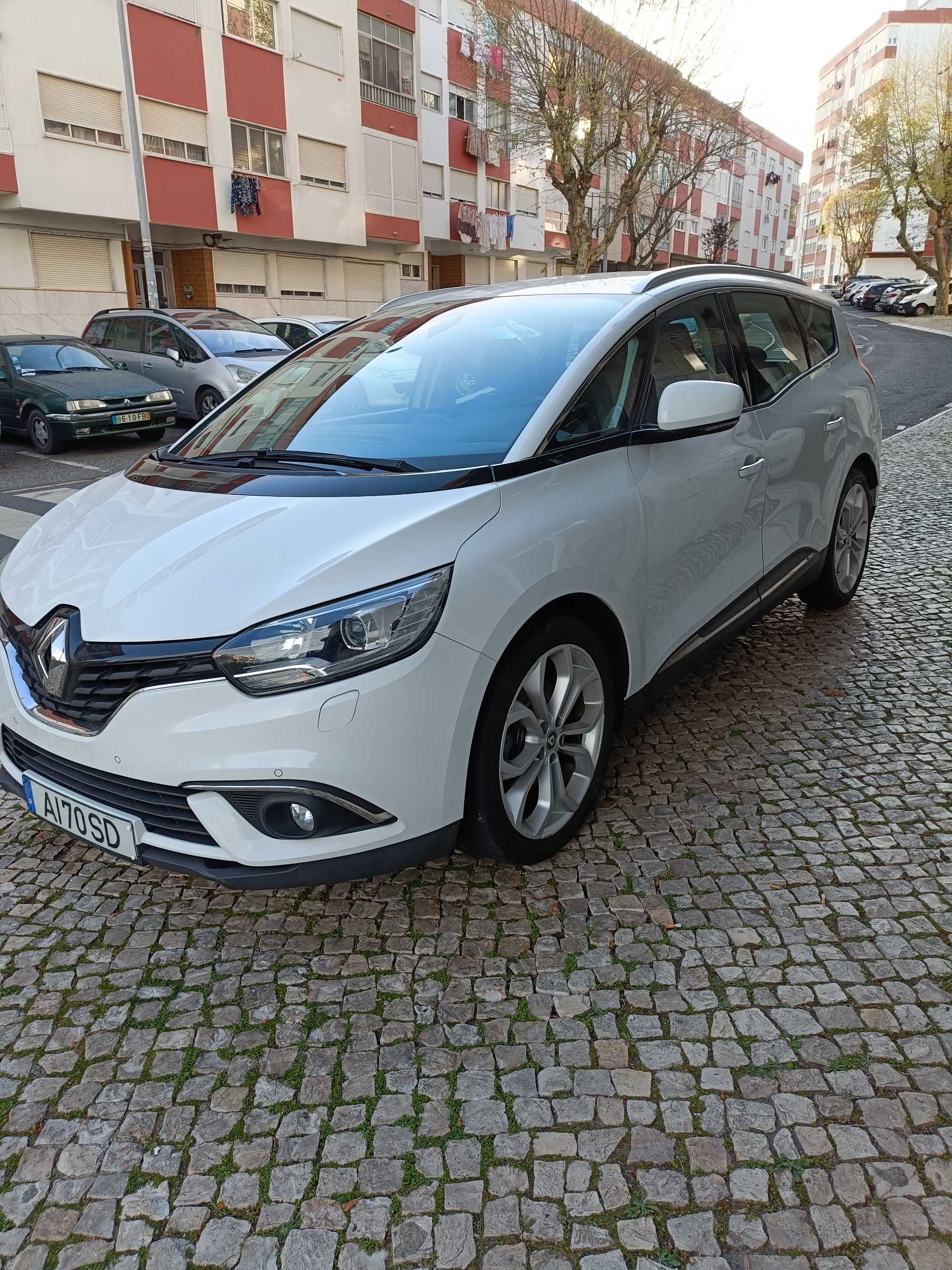 Renault grande scenic