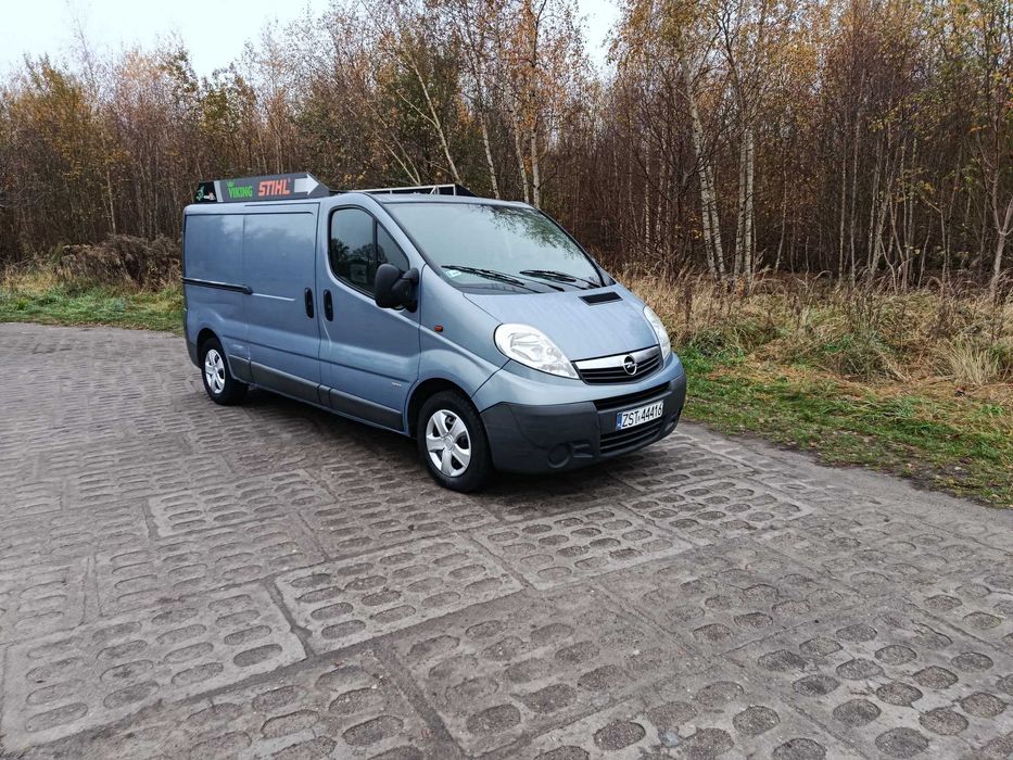 Opel Vivaro Long Rok 2009 L2 H1 Klimatyzacja