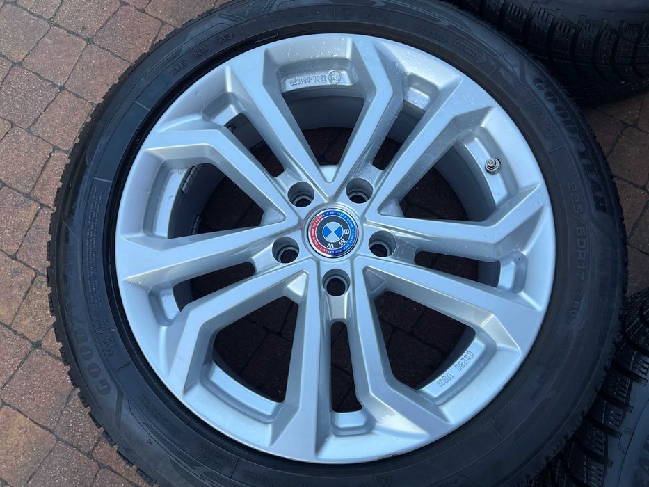 3712. Koła zimowe BMW G20 G21 5x112 ET30 225/50/17 Goodyear 7mm 2023r