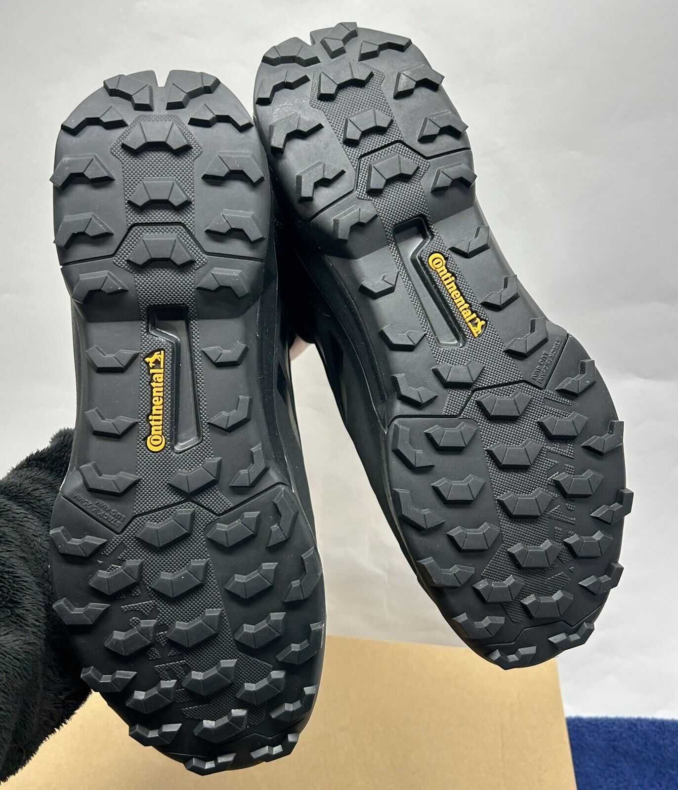 adidas Men's Terrex Ax4 Mid Cold.rdy Sneaker 40. 41. 44.5 46 раз