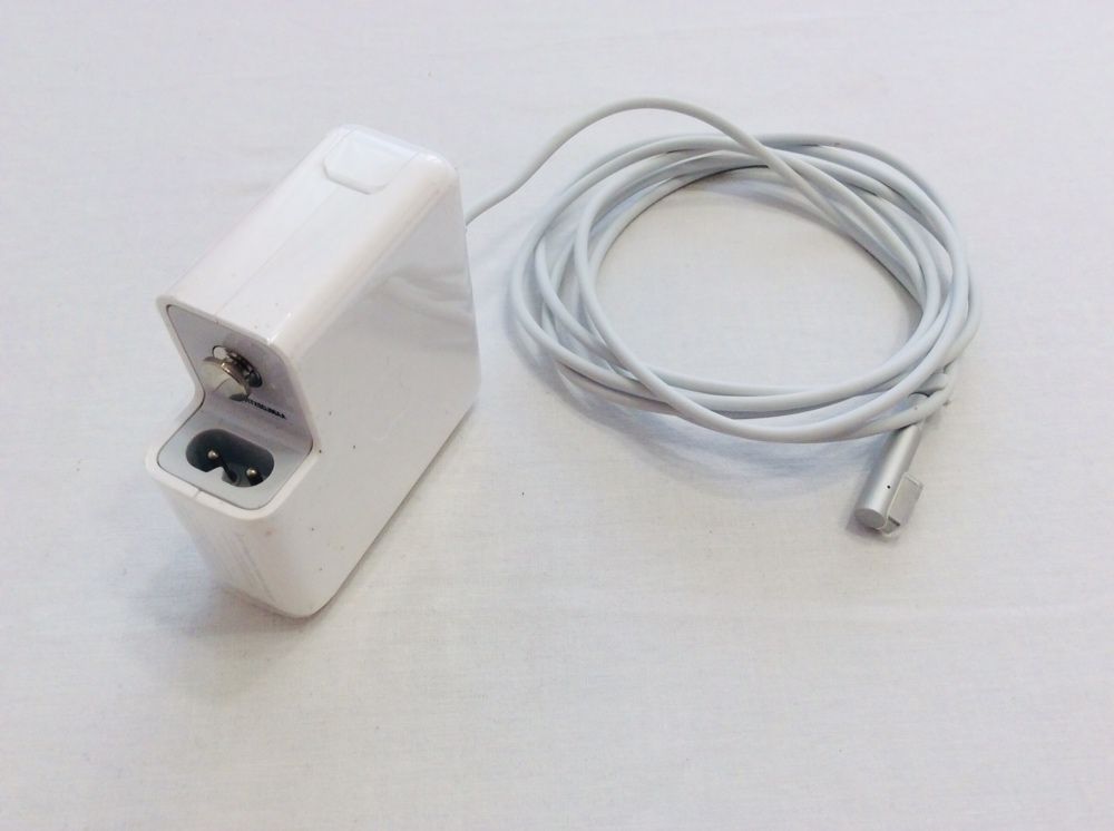 Новий блок живлення (Оригінал) Apple 60W MagSafe Power Adapter