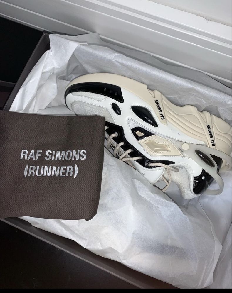 Raf Simons Cylon-21