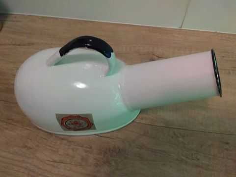 Metalowa męska kaczka na mocz dla osoby chorej starsze leżącej mężczyz