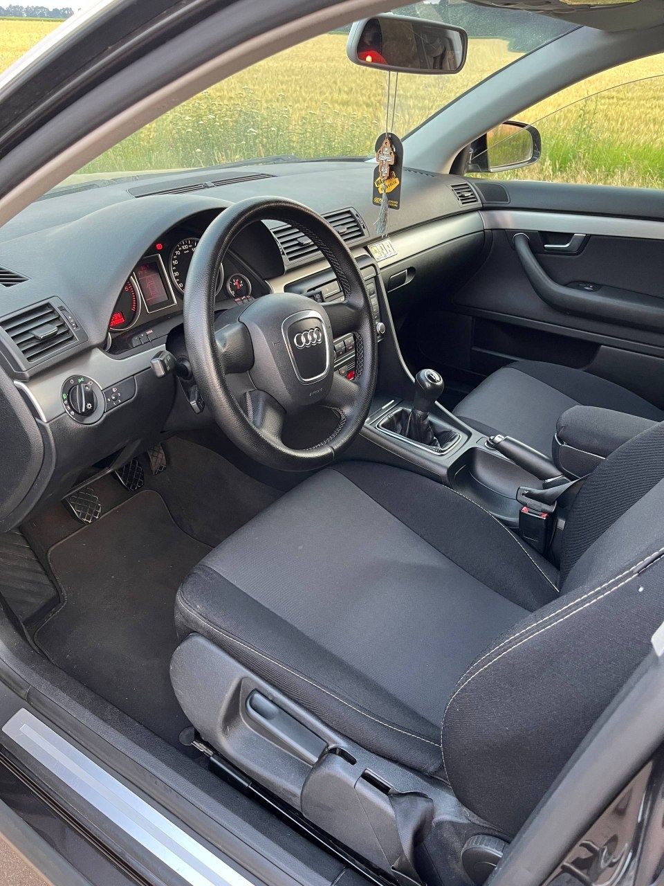 Продам Audi A4 b7