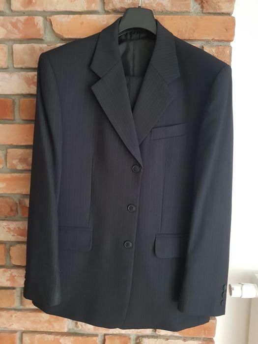 Sprzedam garnitur męski na  176cm wzrostu