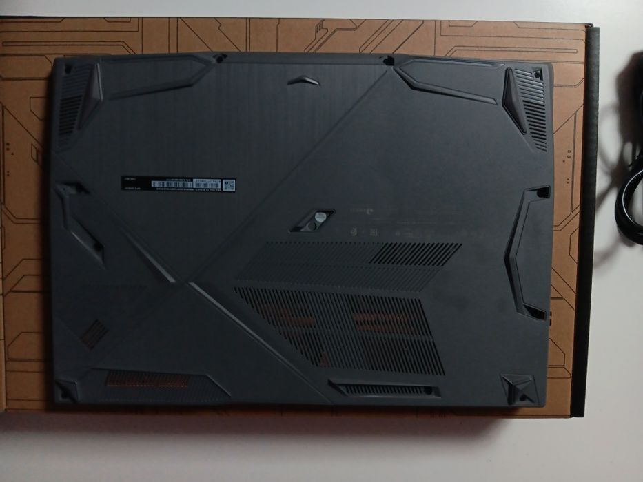 Ноутбук MSI Thin 15, IPS Full HD 144 Гц, Core i5, RAM 16 Гб, RTX 2050