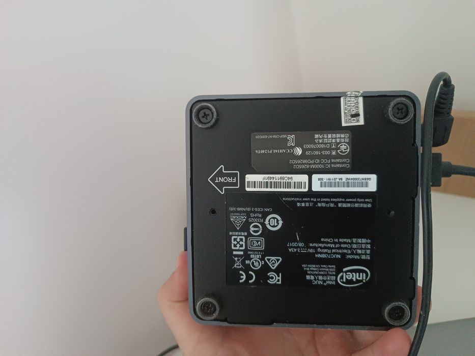 Міні комп'ютер, сервер. NUC7 i3-7100u 2,4gh