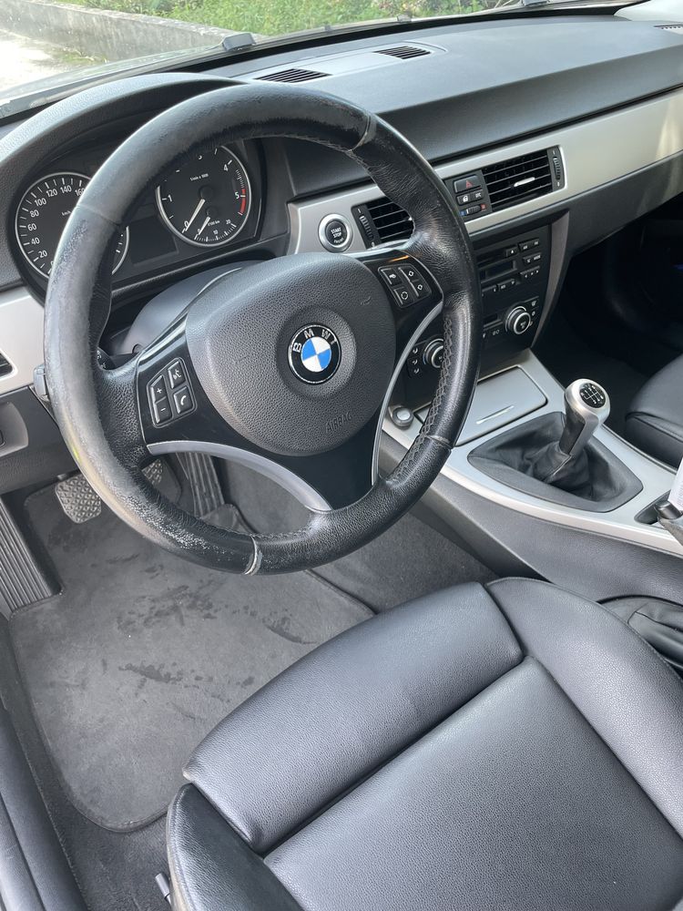 BMW 320d carrinha
