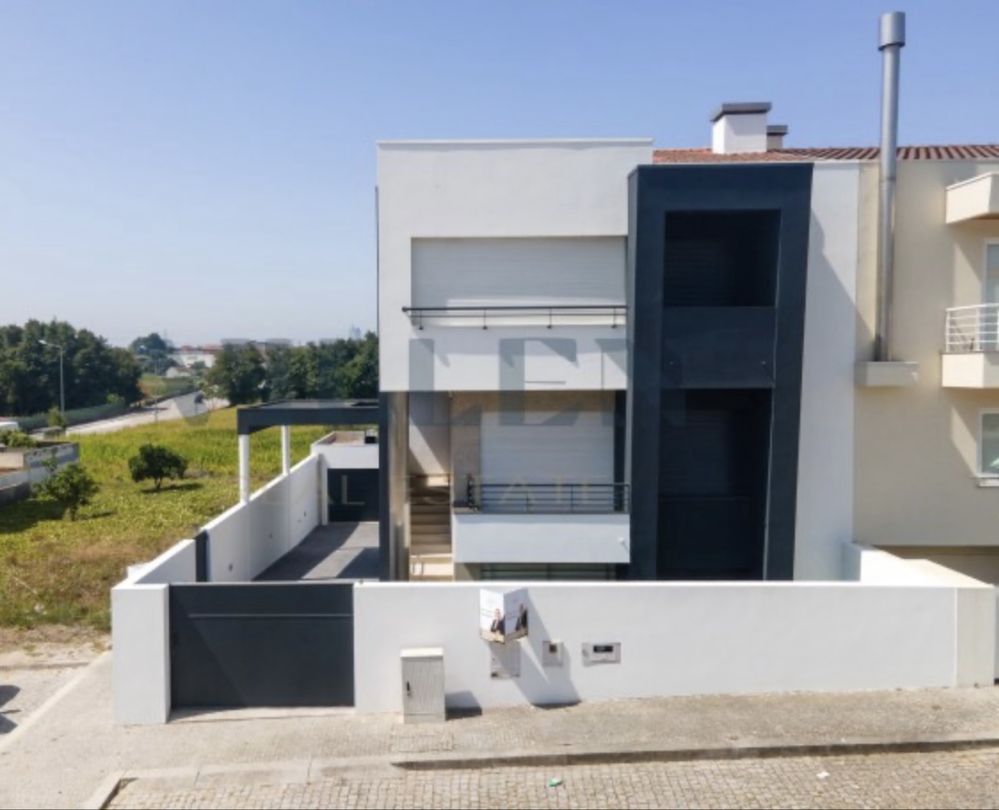 Moradia t4+2 cidade da Maia