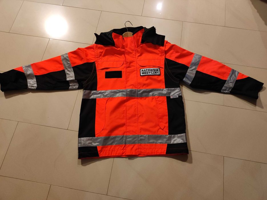 kurtka ratownika medycznego
