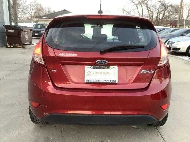 2017 Ford Fiesta SE Сів і поїхав