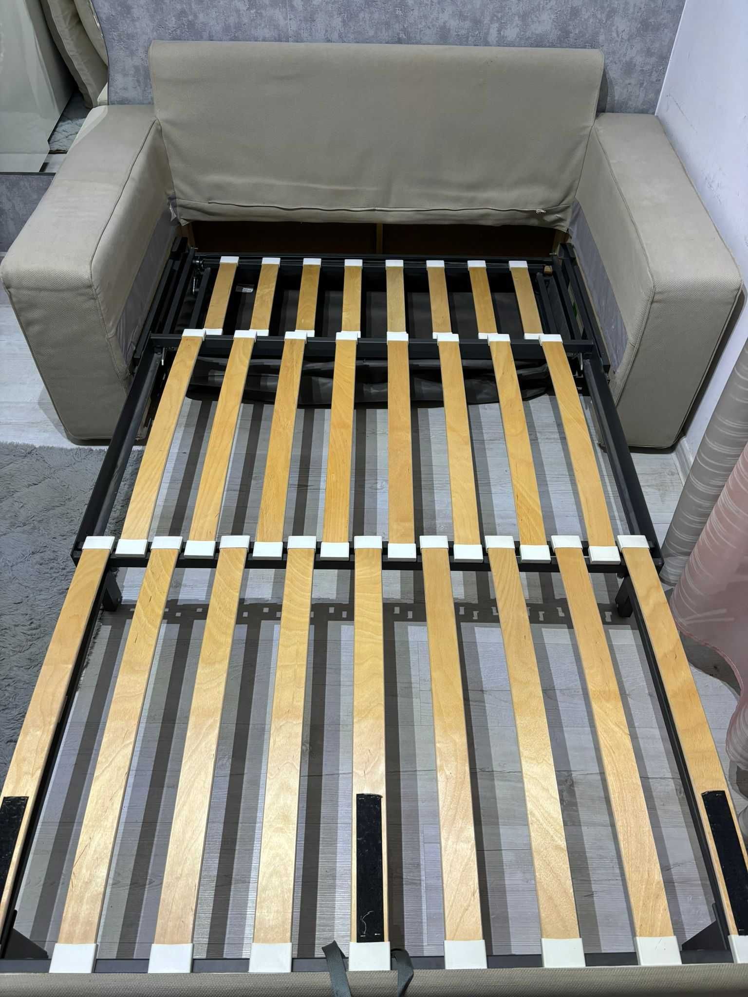 Sprzedam sofę rozkładaną ikea Vilaslund