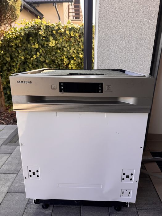ZMYWARKA SAMSUNG DW60M6050SS – jak nowa!