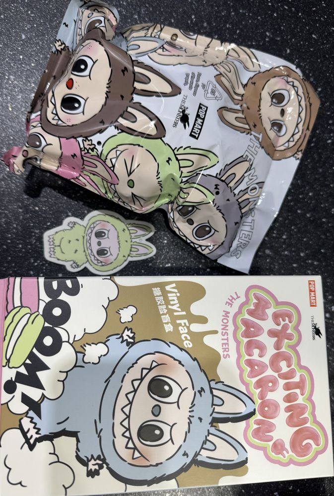 Labubu macaron pop mart