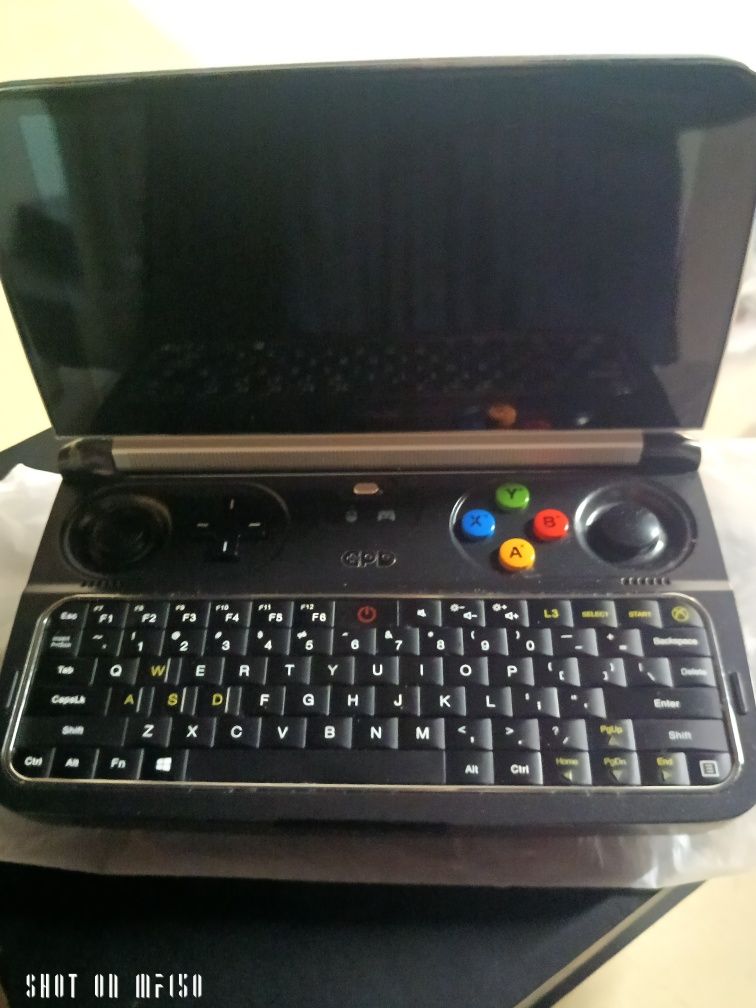 GPD Win2 PEÇAS funciona mas tem  (Fita  Do LCD CORTADO)