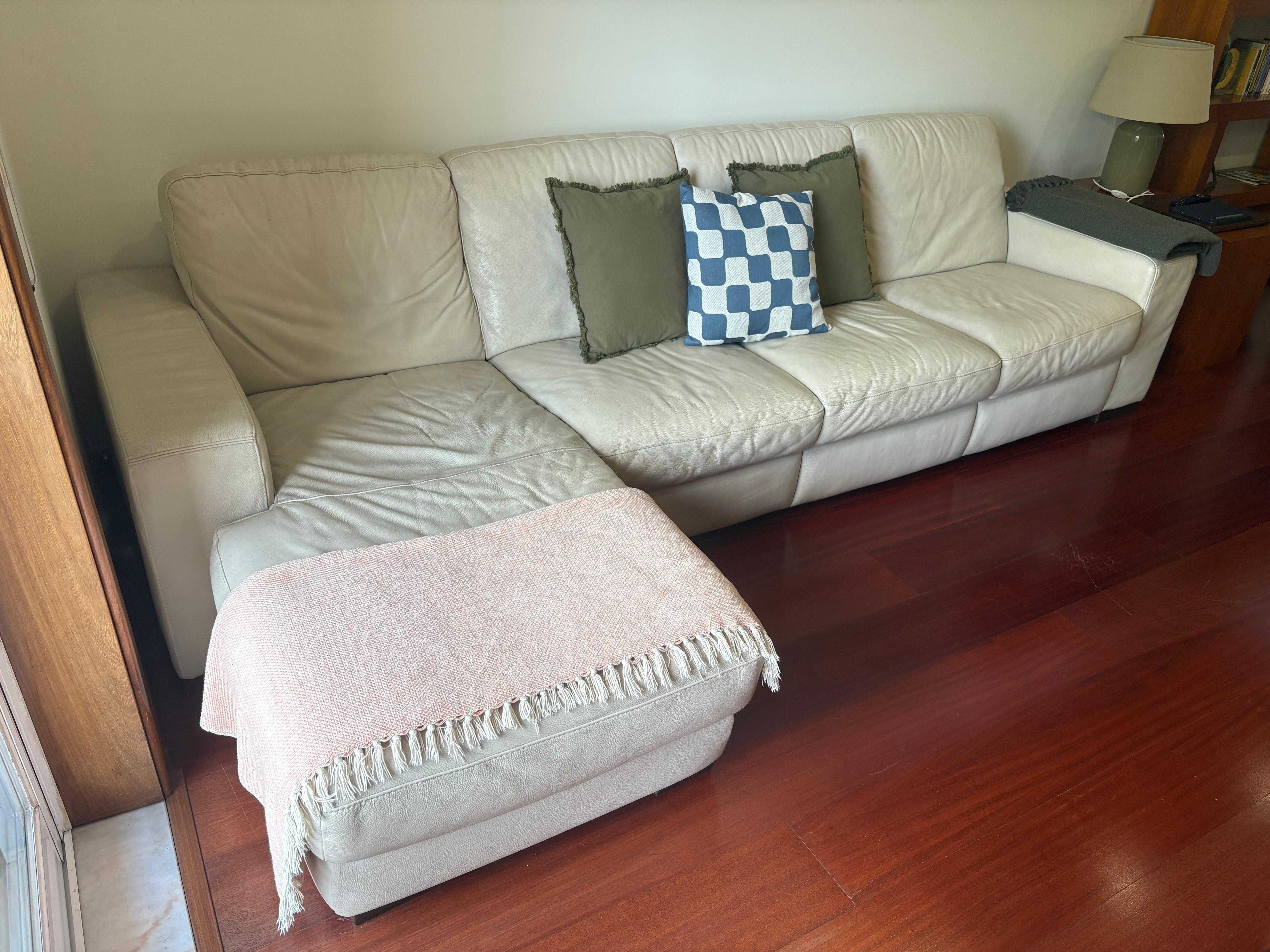 Sofá c/ chaise longue