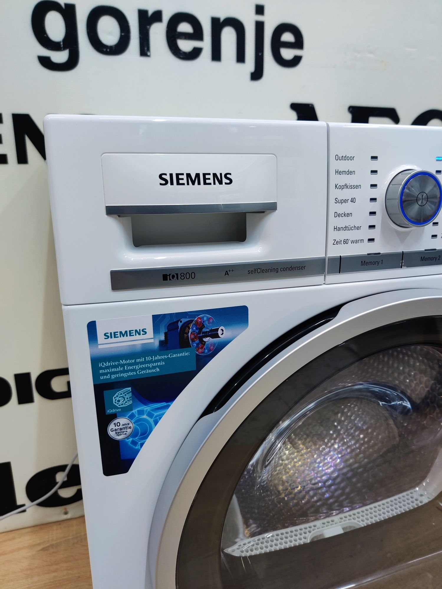 Сушильная машина Siemens™ iQ800. Self Cleaning Condenser. Германия.