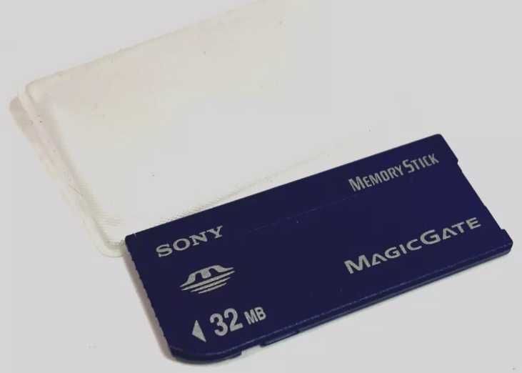 Cartões de memória Sonny retro VINTAGE, como NOVOS!