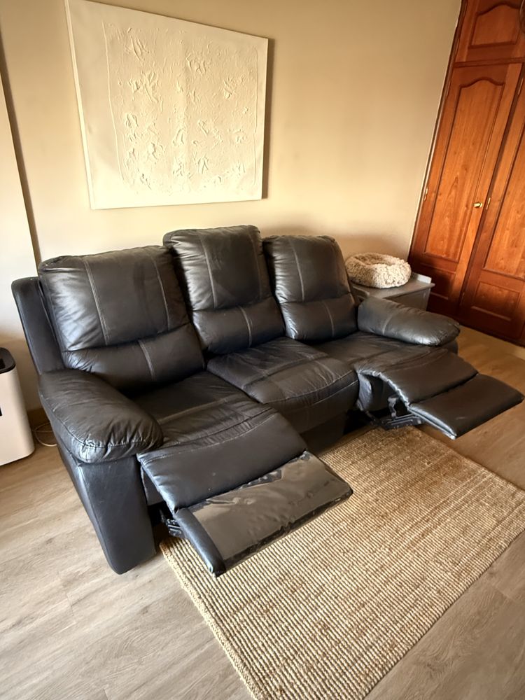 Sofa pele relax 3 lugares